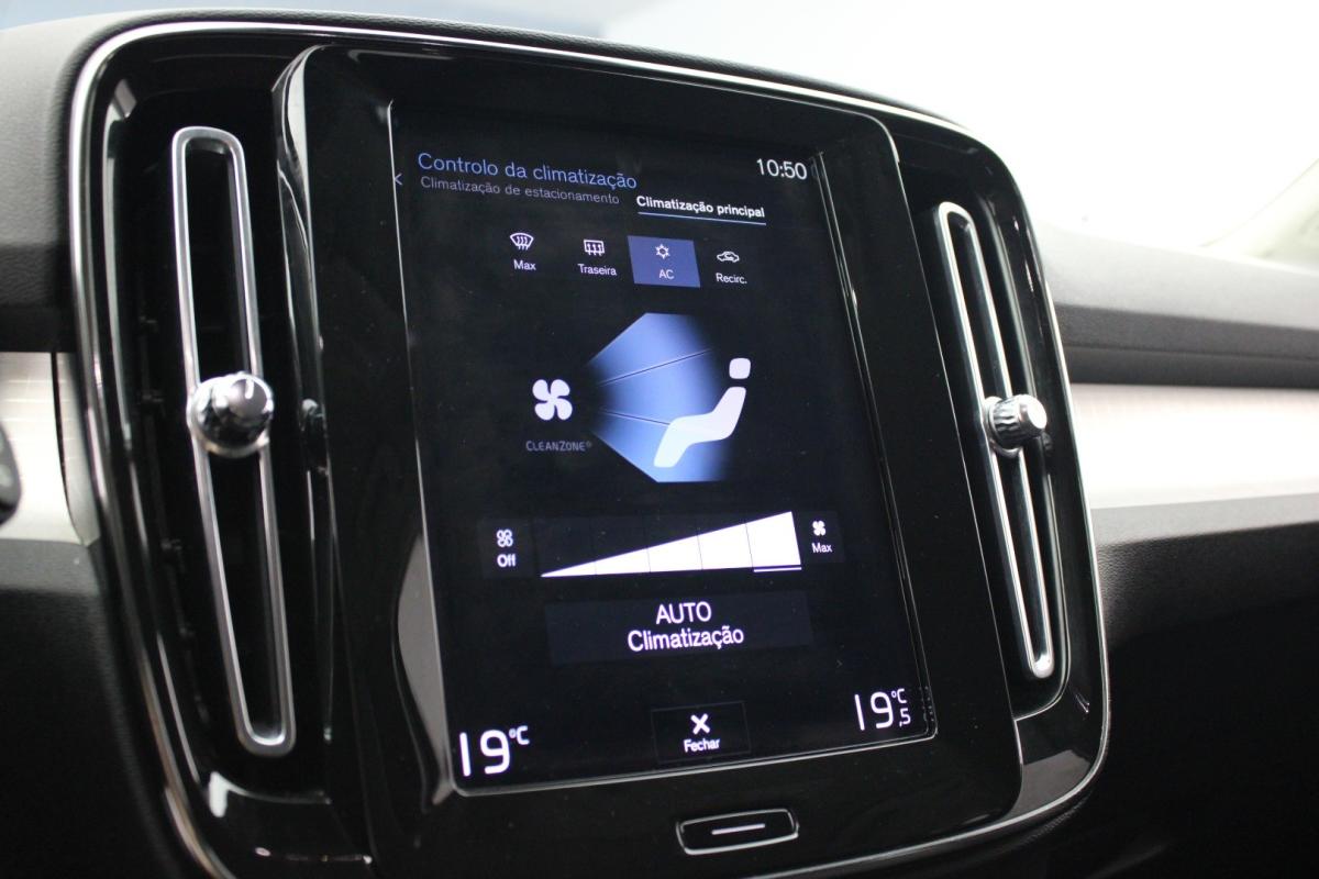 volvo-xc40-2021-gasolina-1477cc