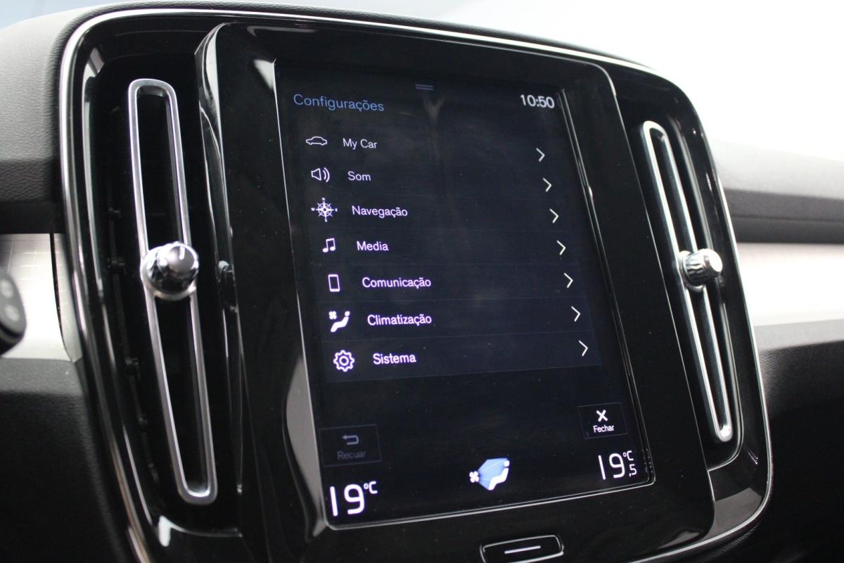 volvo-xc40-2021-gasolina-1477cc
