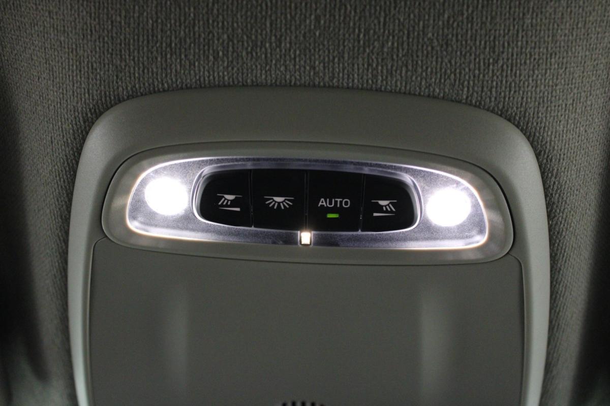 volvo-xc40-2021-gasolina-1477cc