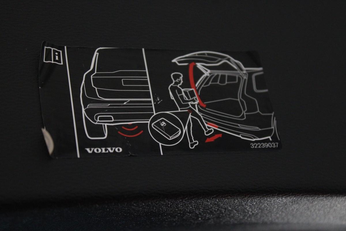 volvo-xc40-2021-gasolina-1477cc