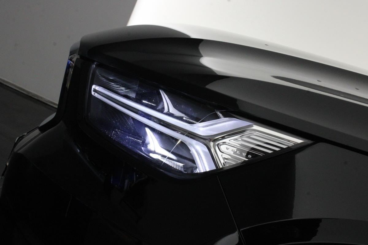 volvo-xc40-2021-gasolina-1477cc
