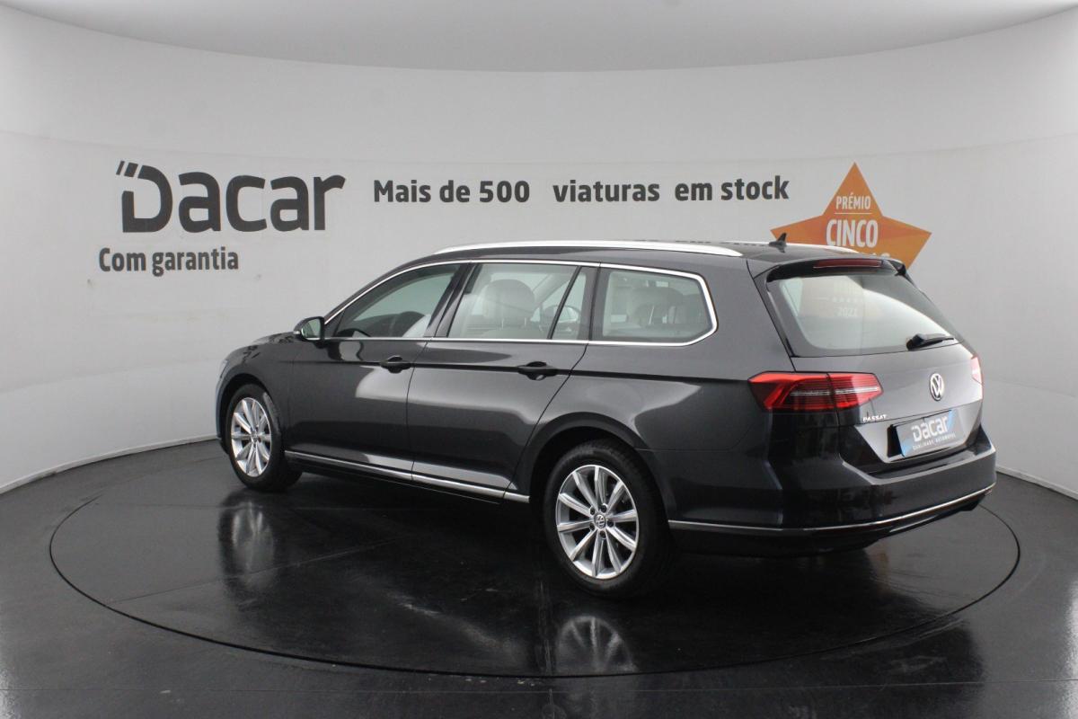 volkswagen-passat-variant-2019-diesel-1968cc