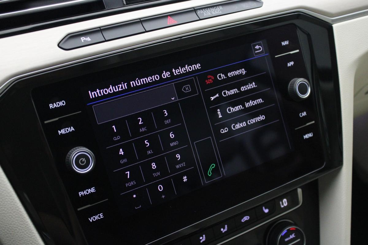 volkswagen-passat-variant-2019-diesel-1968cc