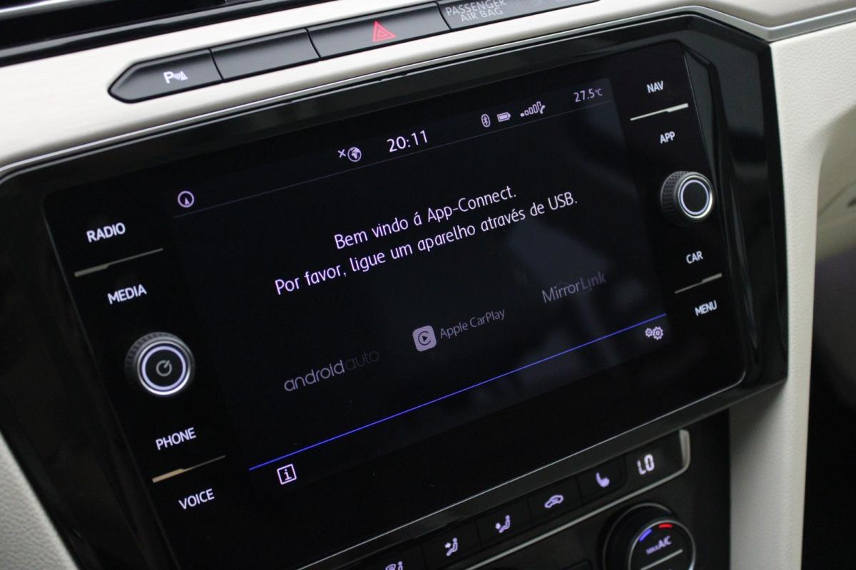 volkswagen-passat-variant-2019-diesel-1968cc