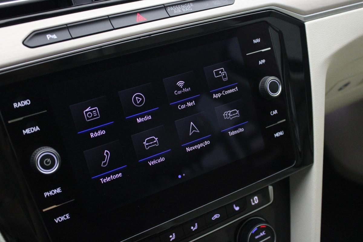 volkswagen-passat-variant-2019-diesel-1968cc