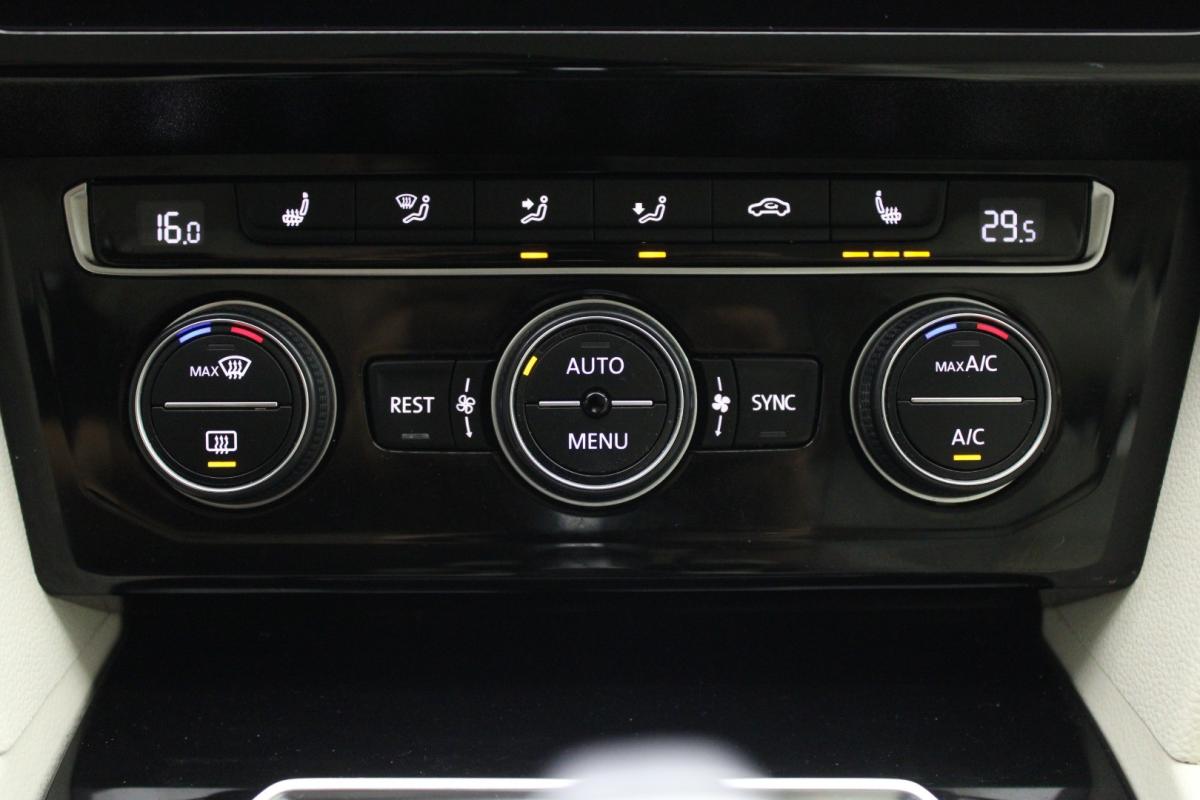 volkswagen-passat-variant-2019-diesel-1968cc