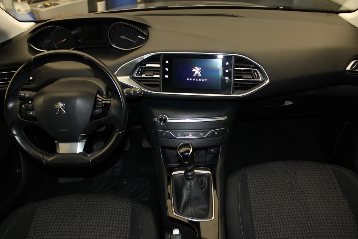 peugeot-308-1-2-puretech-2021-gasolina-1199cc