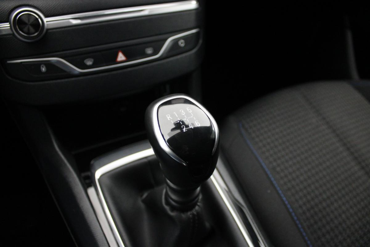 peugeot-308-1-2-puretech-2021-gasolina-1199cc