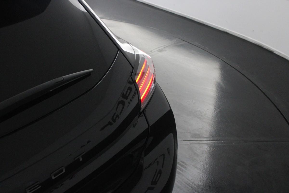 peugeot-208-2025-gasolina-1199cc