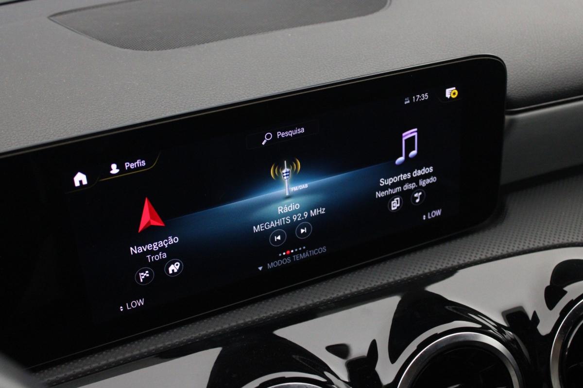 mercedes-benz-classe-a-2021-hibrido-a-gasolina-1332cc
