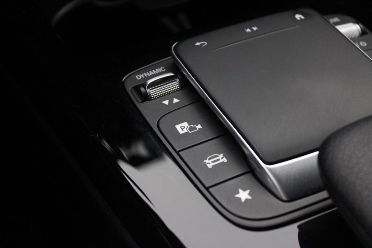 mercedes-benz-classe-a-2021-hibrido-a-gasolina-1332cc