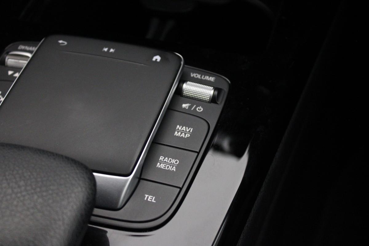 mercedes-benz-classe-a-2021-hibrido-a-gasolina-1332cc