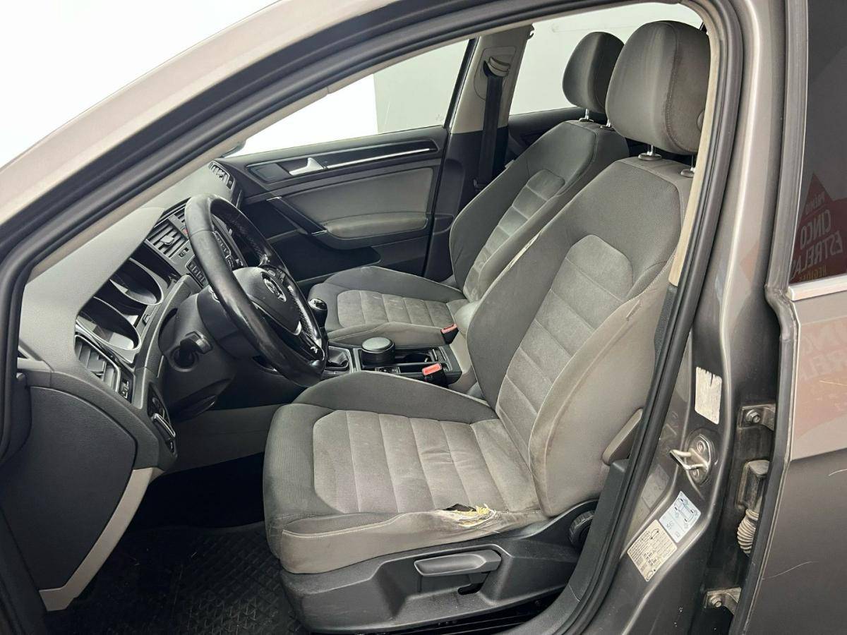 volkswagen-golf-variant-2014-diesel-1598cc