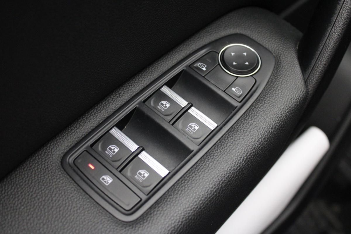 renault-captur-2023-gasolina-999cc