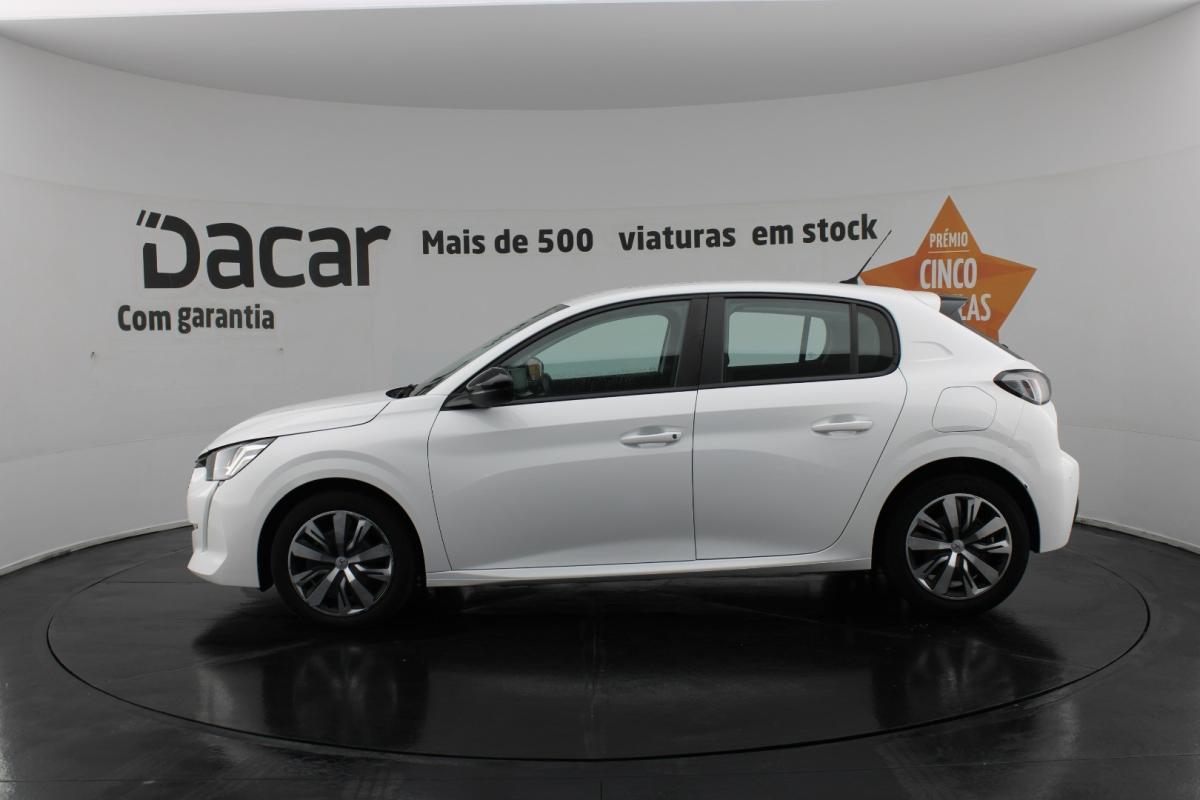 peugeot-208-2023-diesel-1499cc