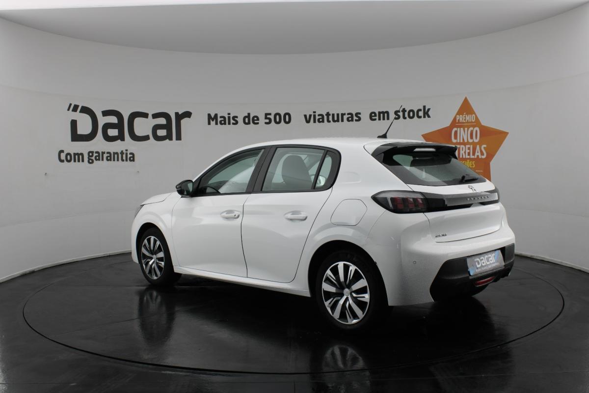 peugeot-208-2023-diesel-1499cc