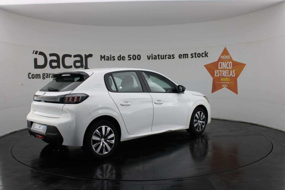peugeot-208-2023-diesel-1499cc