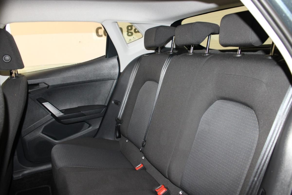 seat-ibiza-2023-gasolina-999cc