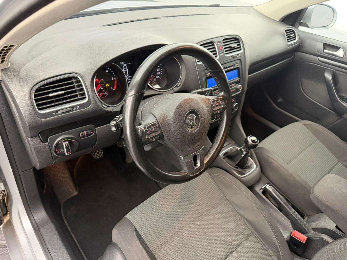 volkswagen-golf-variant-2011-diesel-1598cc
