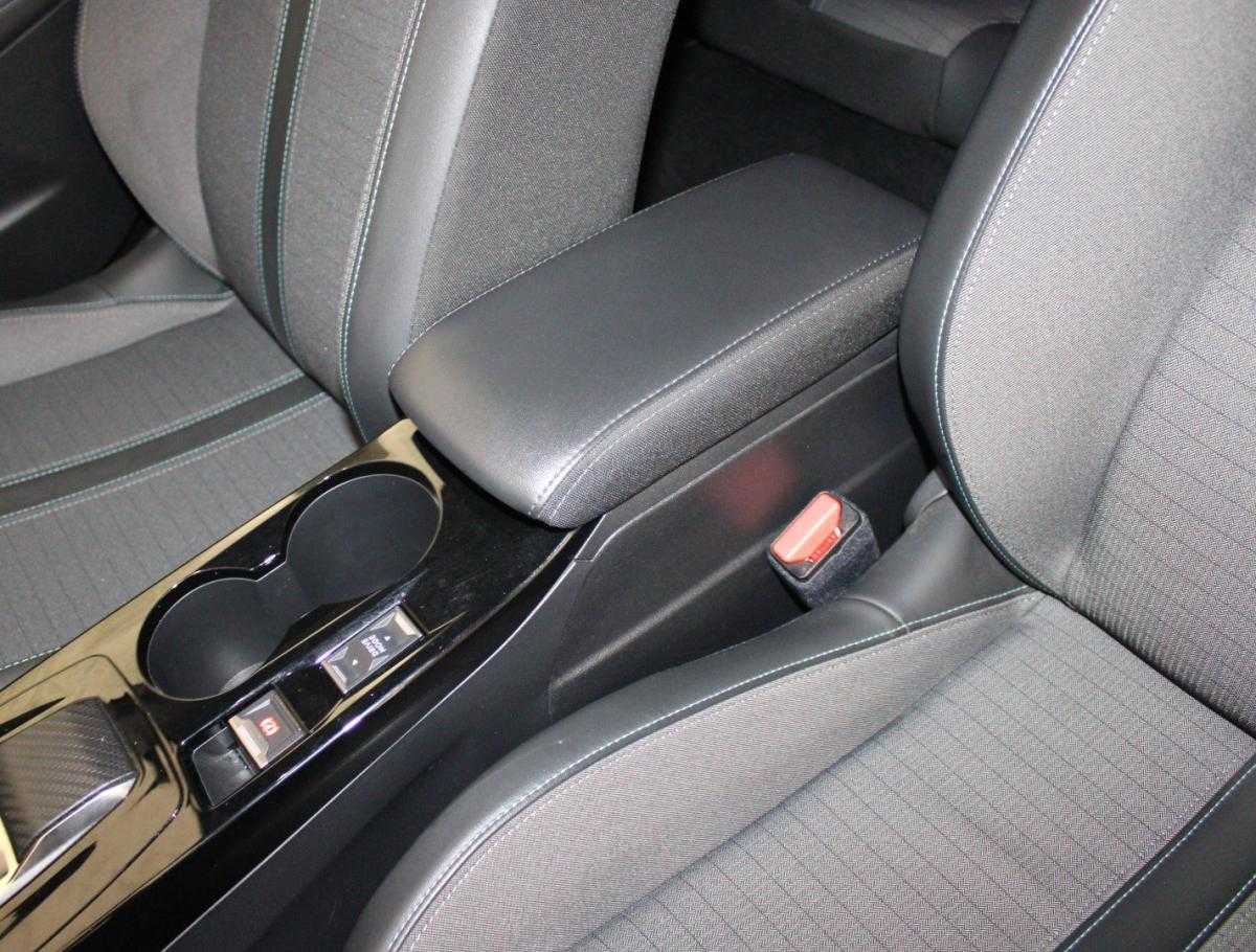 peugeot-2008-2022-eletrico-0cc