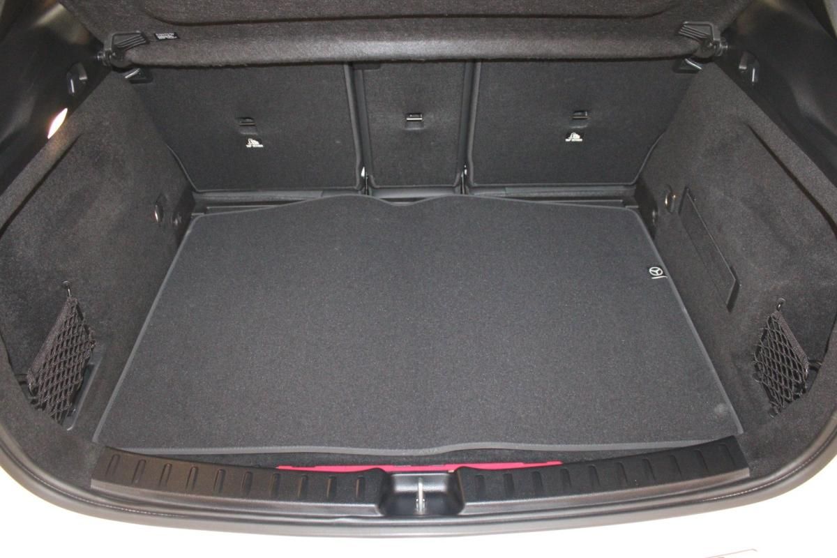 mercedes-benz-gla-2025-hibrido-a-gasolina-1332cc