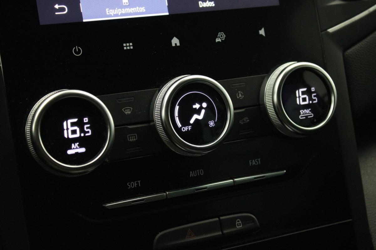 renault-megane-sport-tourer-2021-hibrido-a-gasolina-1598cc