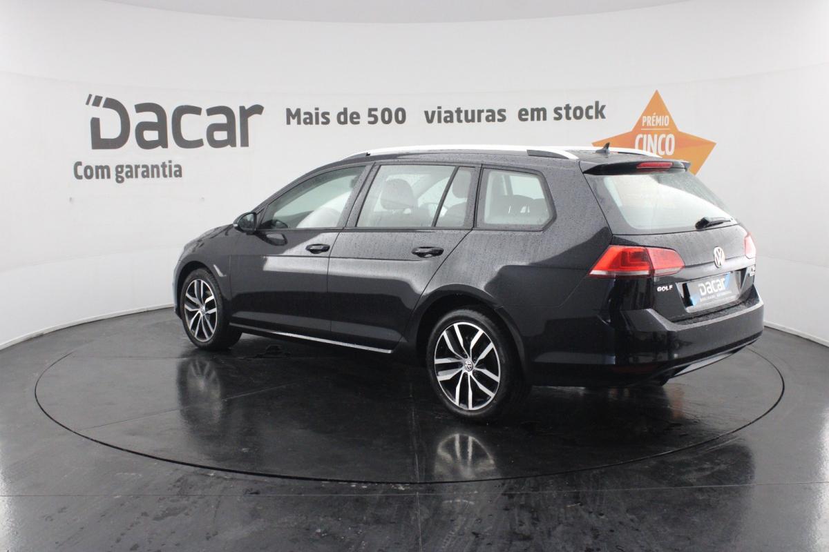 volkswagen-golf-variant-2016-diesel-1598cc