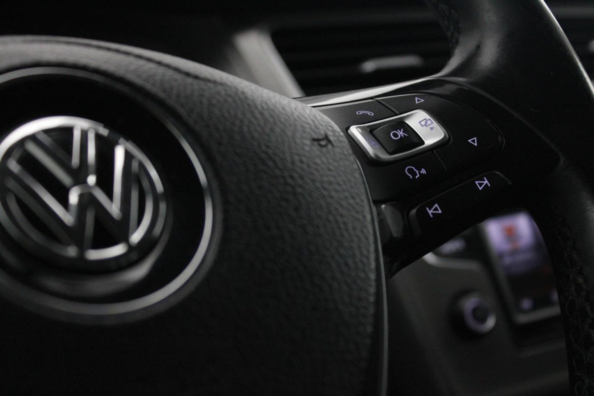 volkswagen-golf-variant-2016-diesel-1598cc