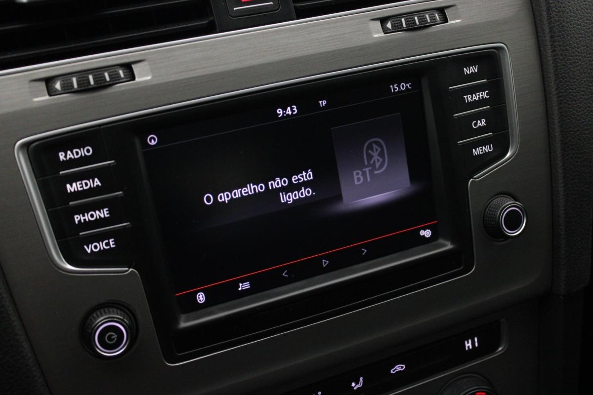 volkswagen-golf-variant-2016-diesel-1598cc