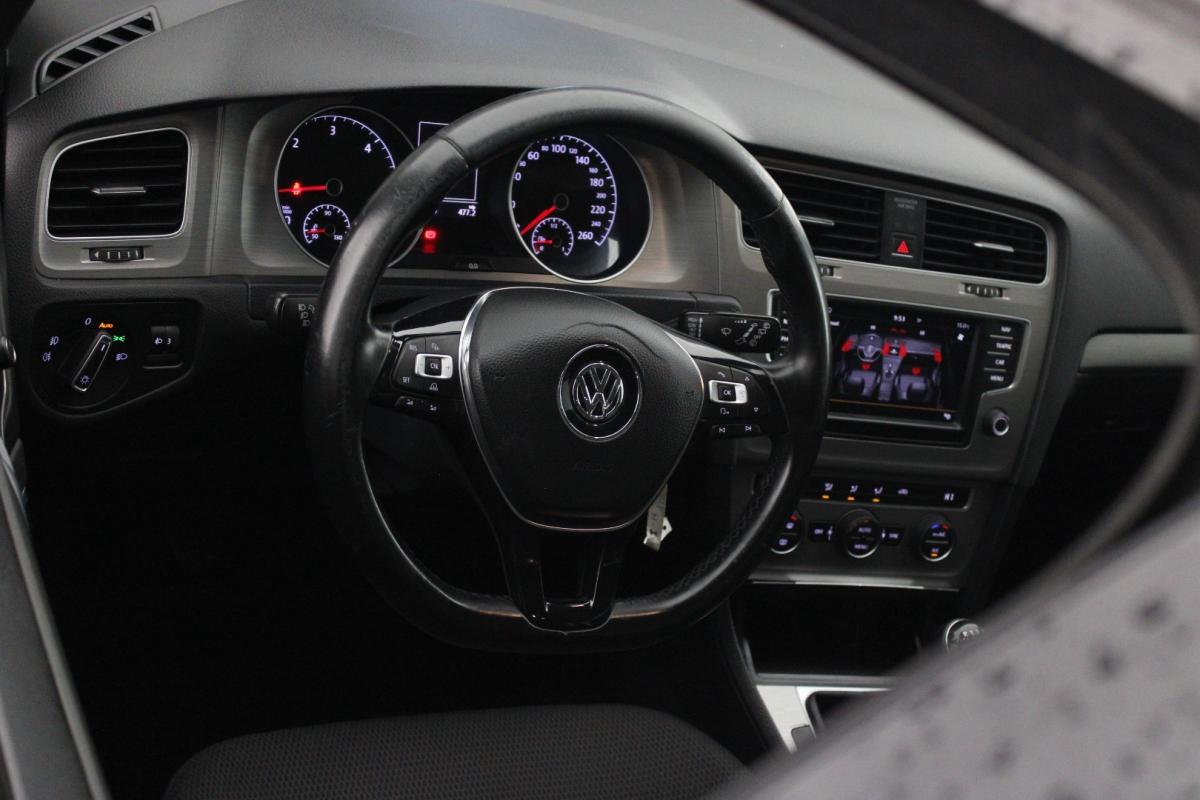 volkswagen-golf-variant-2016-diesel-1598cc