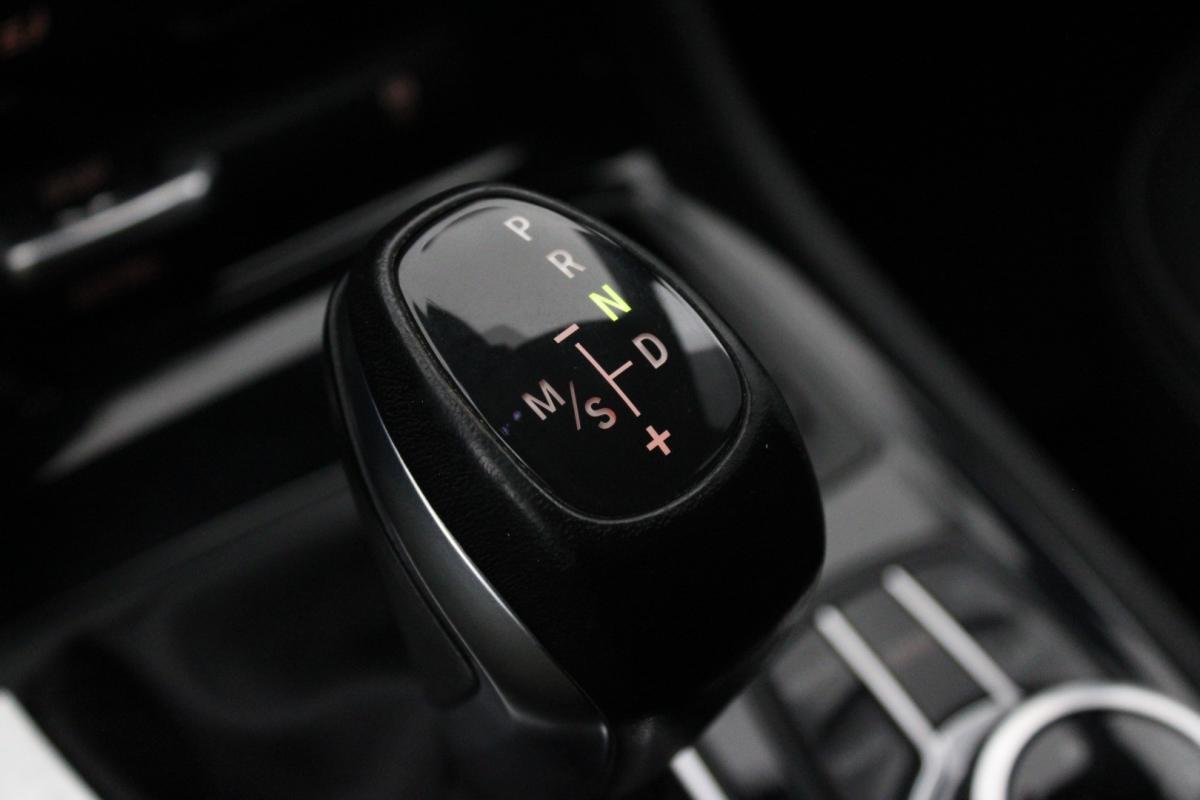 bmw-serie-2-2016-diesel-1496cc