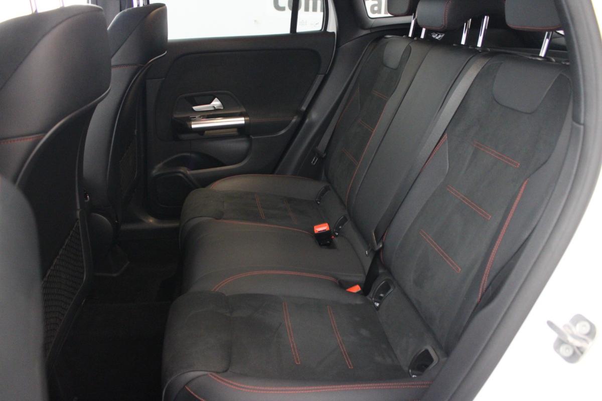 mercedes-benz-gla-2025-hibrido-a-gasolina-1332cc