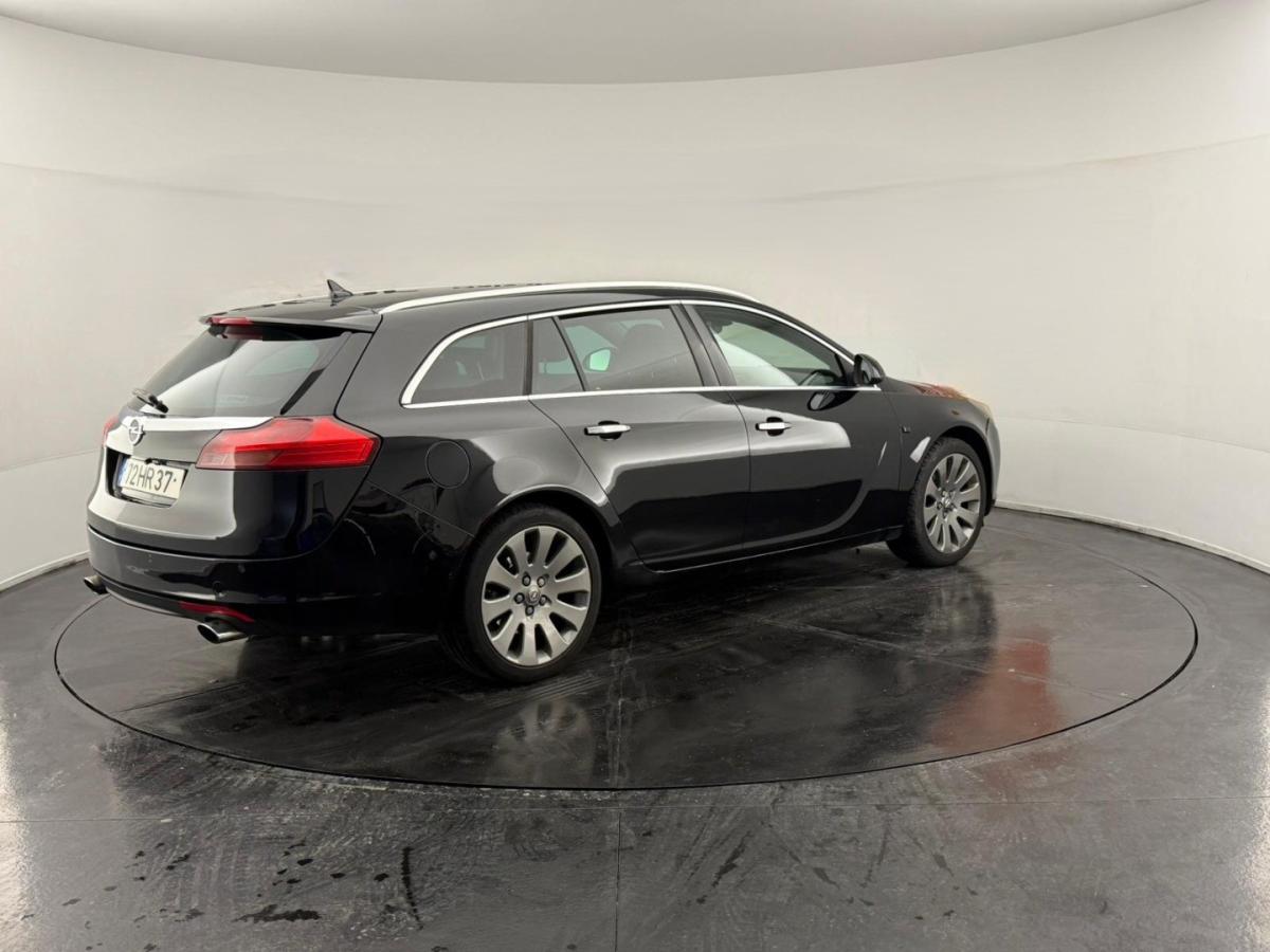 opel-insignia-sports-tourer-2009-diesel-1956cc