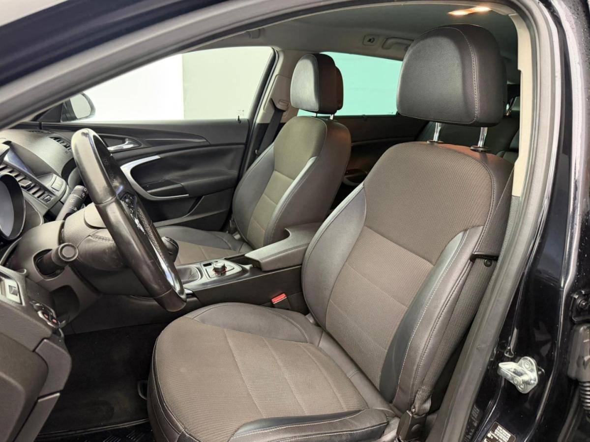 opel-insignia-sports-tourer-2009-diesel-1956cc