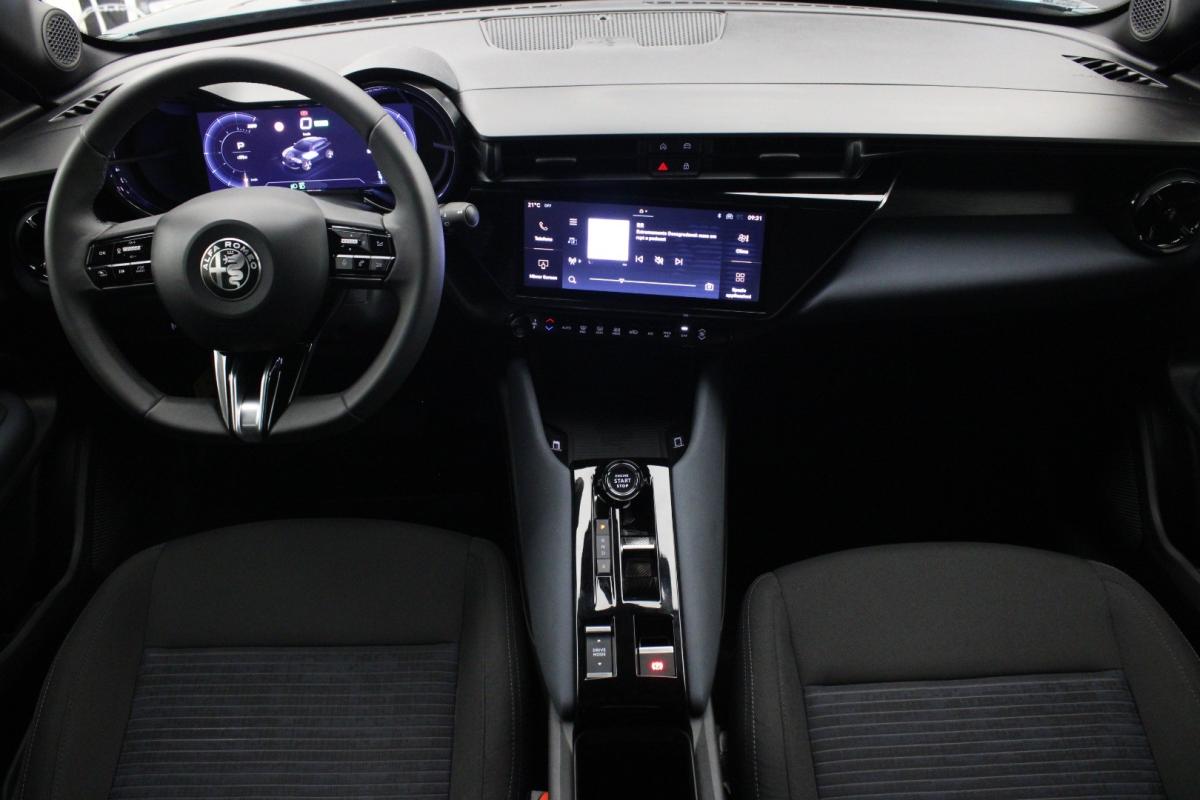 alfa-romeo-junior-2025-eletrico-0cc