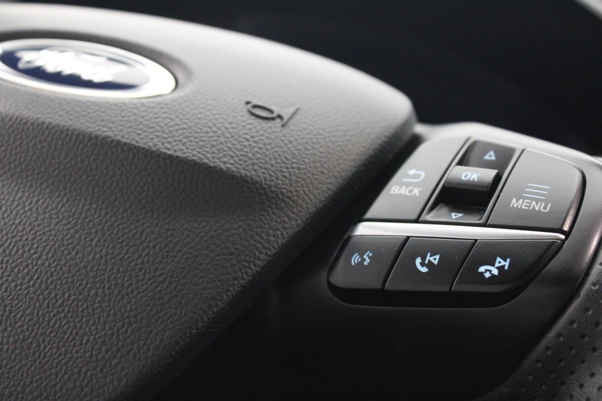 ford-kuga-2022-diesel-1499cc