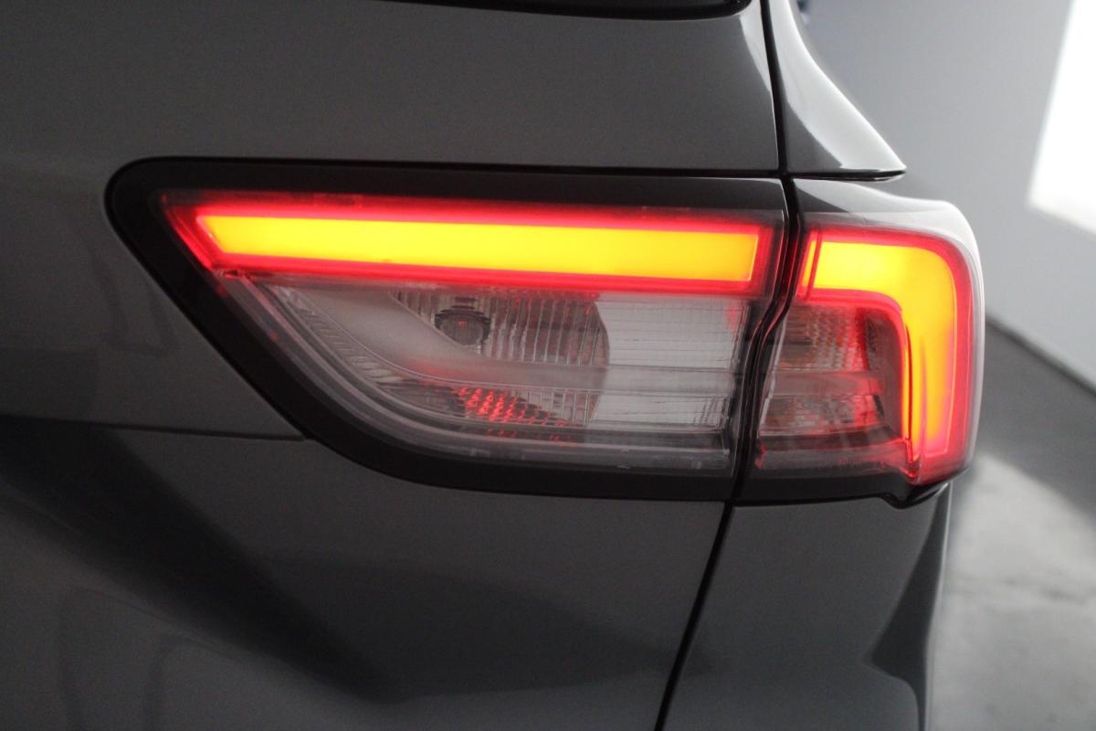 ford-kuga-2022-diesel-1499cc