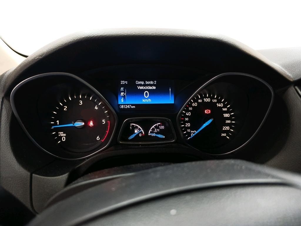 ford-focus-2018-diesel-1499cc