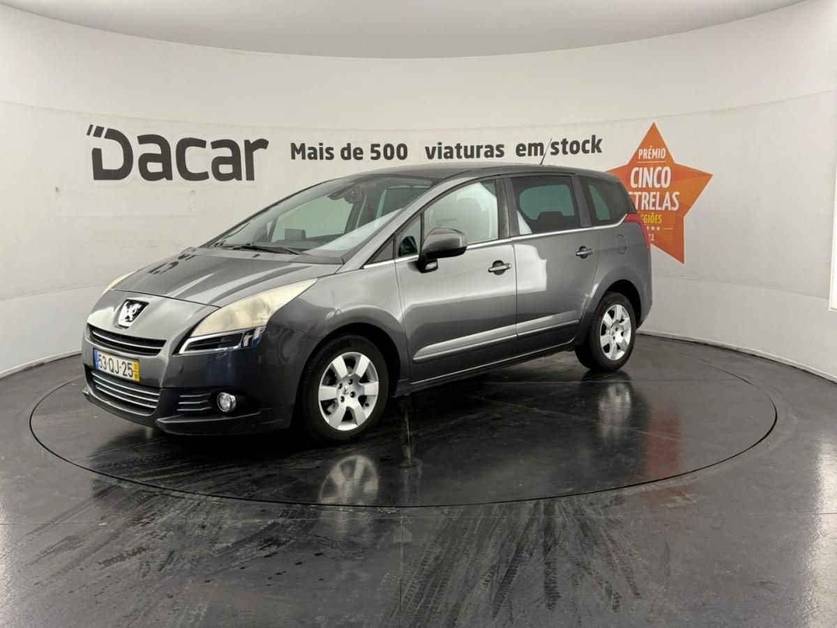 peugeot-5008-2012-diesel-1560cc