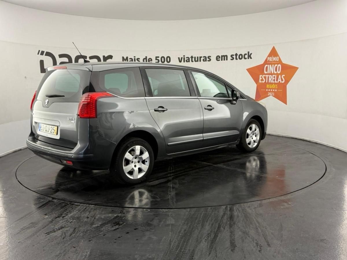 peugeot-5008-2012-diesel-1560cc