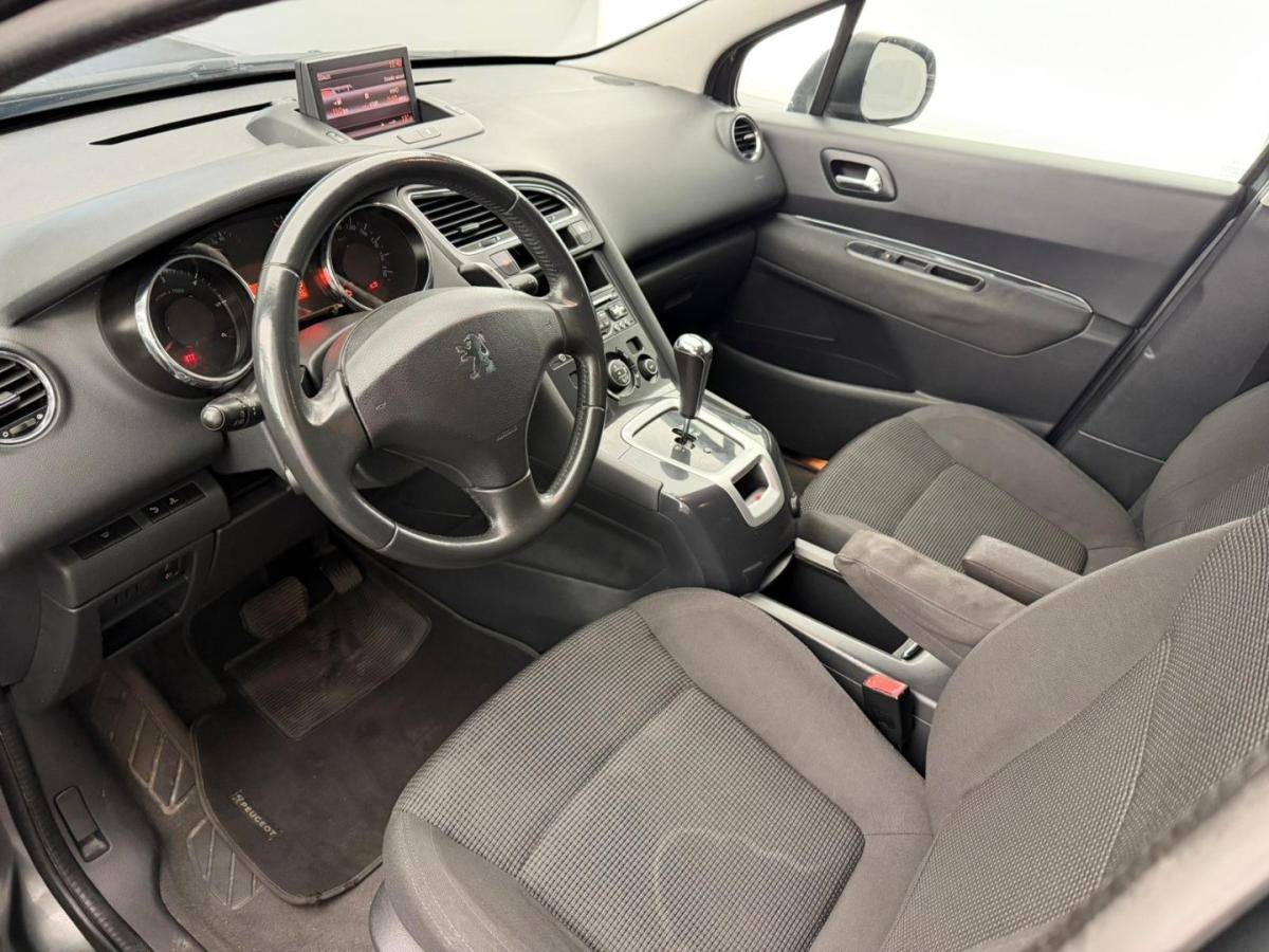 peugeot-5008-2012-diesel-1560cc