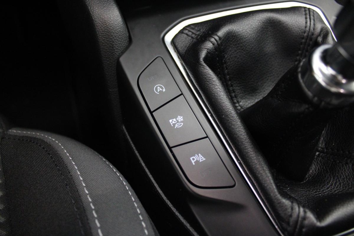 ford-focus-2022-gasolina-998cc
