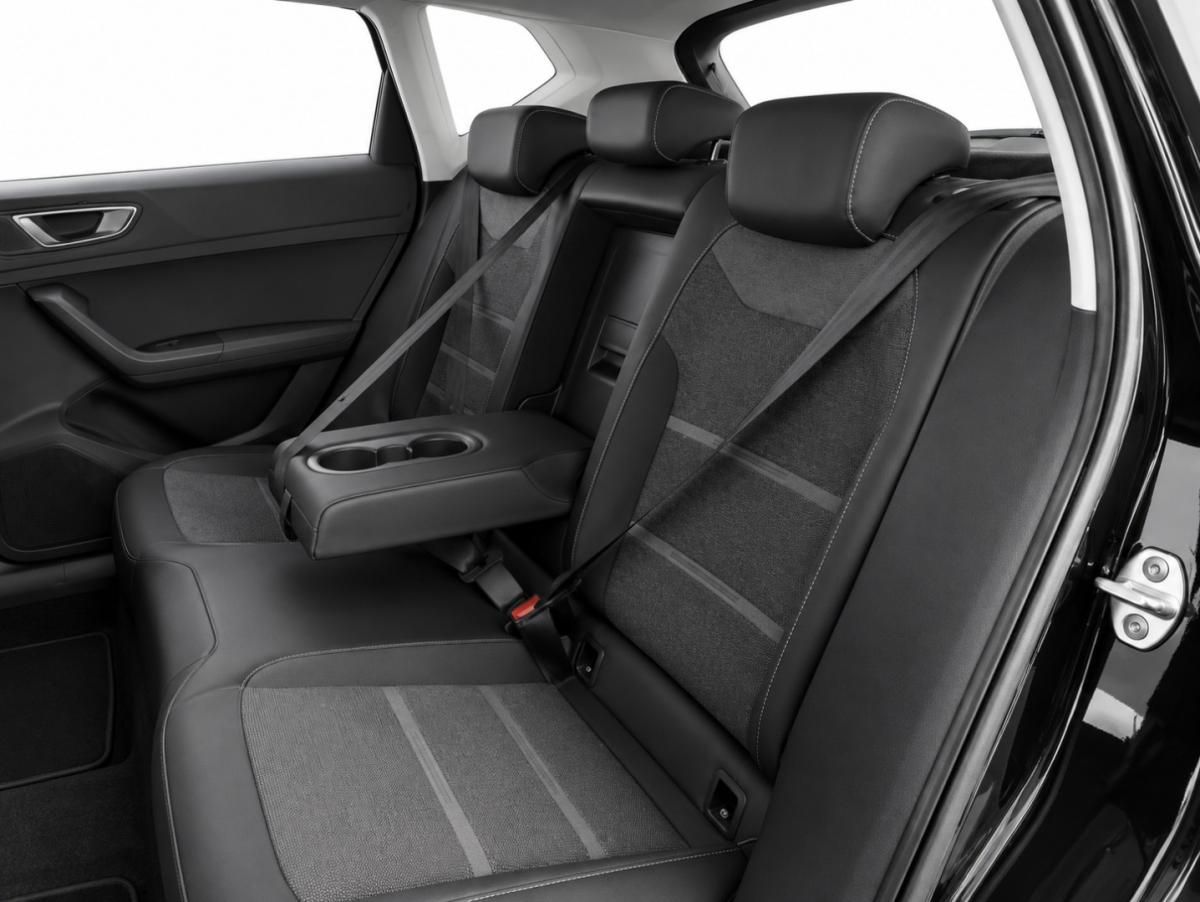 seat-ateca-2023-gasolina-1498cc