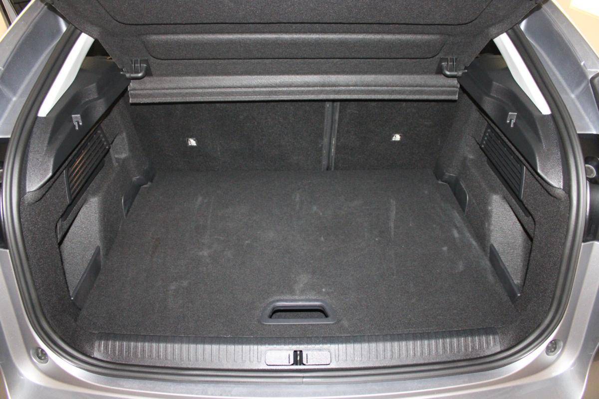 citroen-c4-2024-gasolina-1199cc