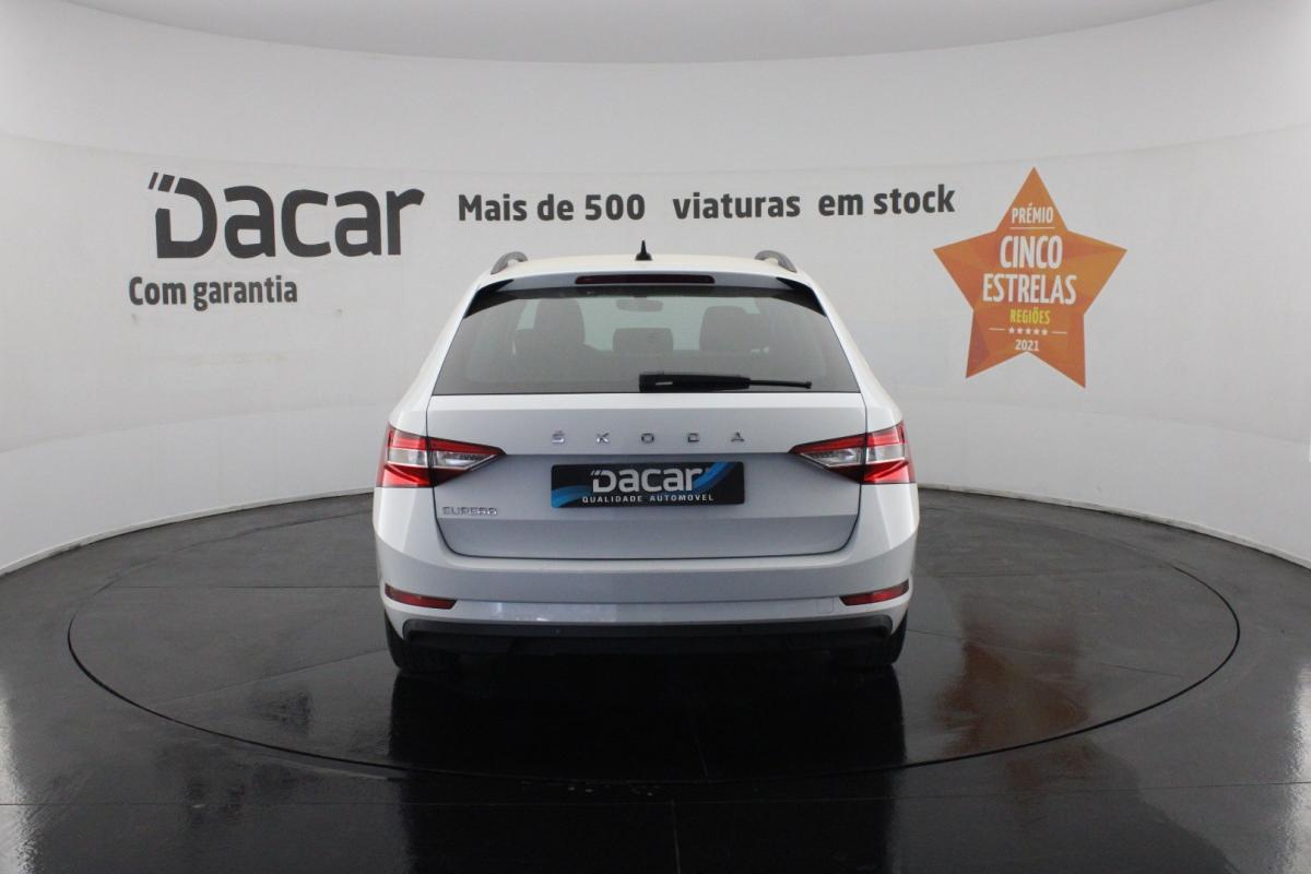 skoda-superb-2023-diesel-1968cc