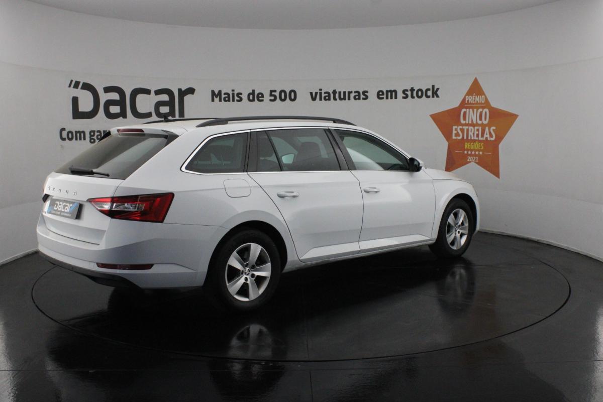 skoda-superb-2023-diesel-1968cc