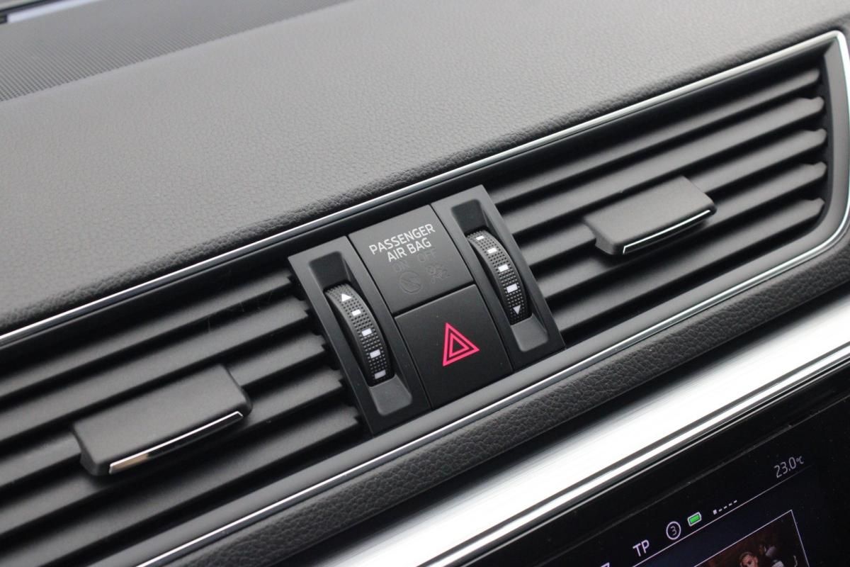 skoda-superb-2023-diesel-1968cc