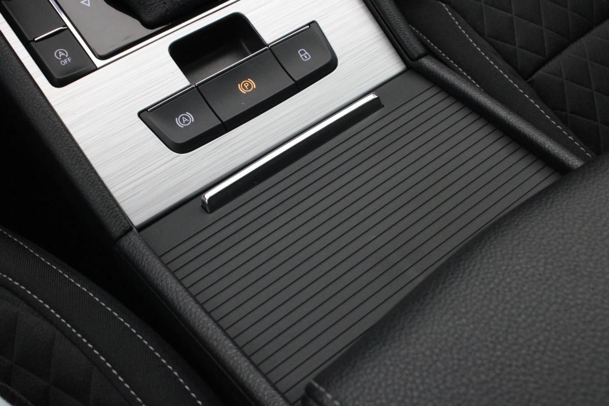 skoda-superb-2023-diesel-1968cc