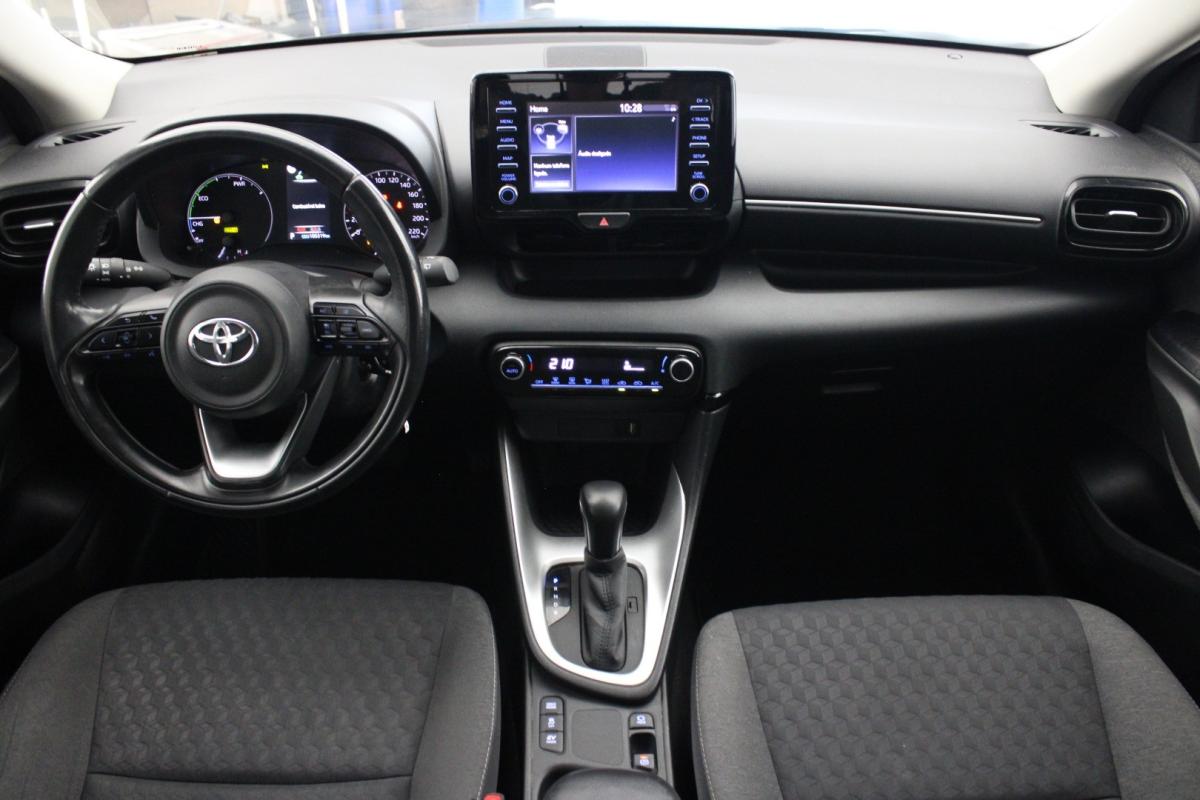 toyota-yaris-2022-hibrido-a-gasolina-1490cc
