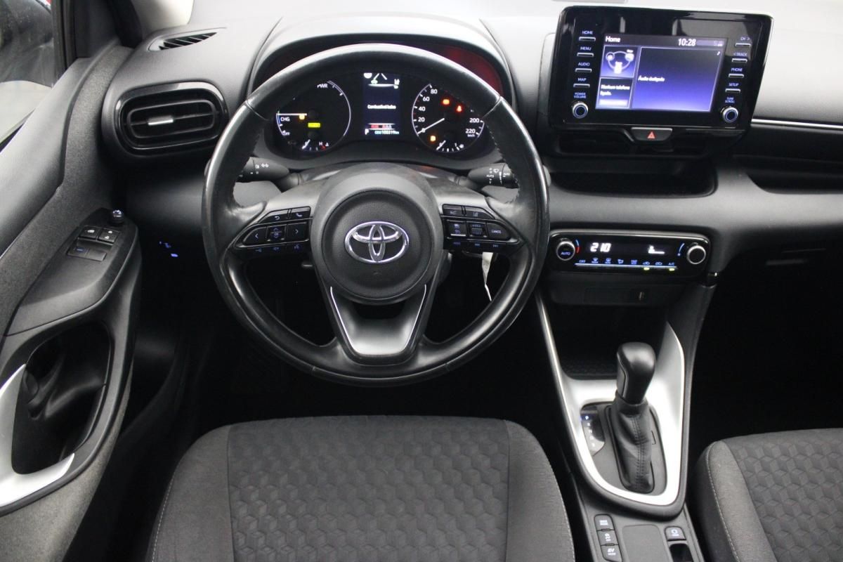 toyota-yaris-2022-hibrido-a-gasolina-1490cc